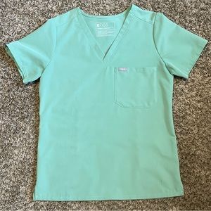 Figs Catarina scrub top: Jade, small